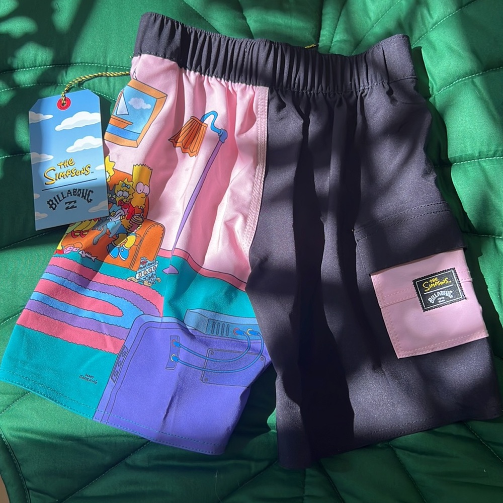 NWT Billabong boys The Simpsons Family Couch Pro Boardshorts surf shorts - Picture 4 of 4